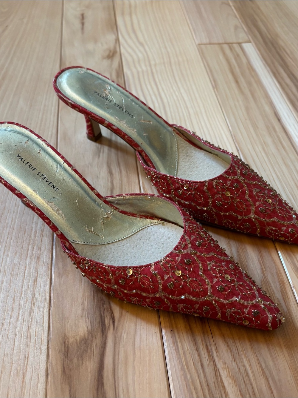 Vintage Y2K Valerie Stevens Red Beaded Gold Embellished Pointed Toe Mules Heels